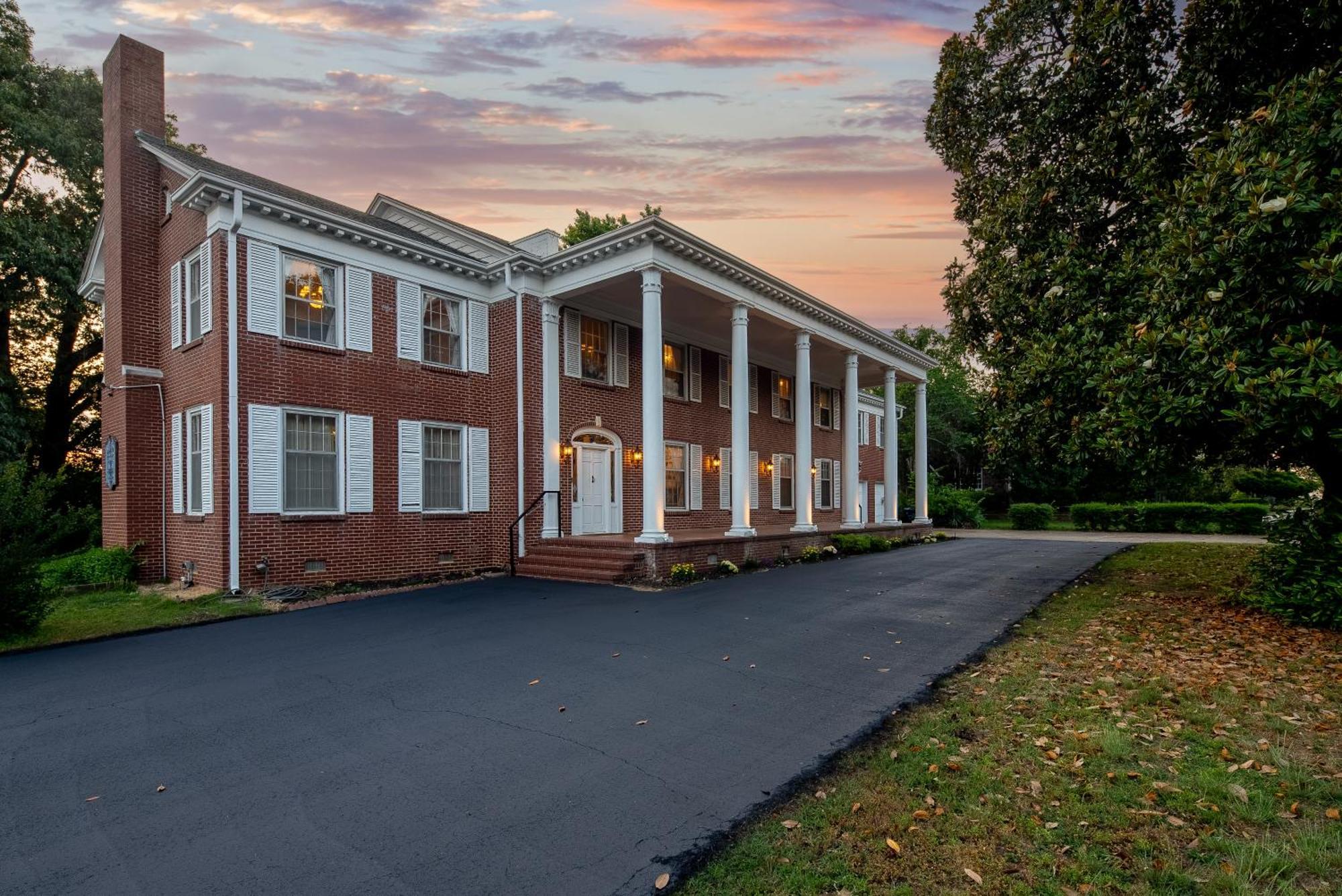Beland Mansion-Royal Crown Suite! Fort Smith Exterior foto