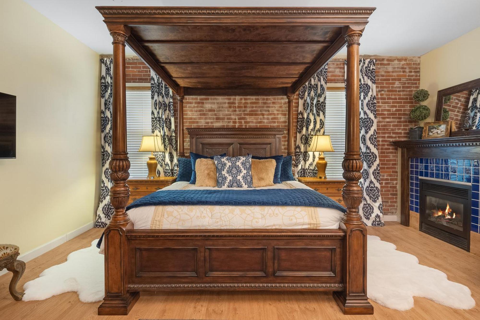 Beland Mansion-Royal Crown Suite! Fort Smith Exterior foto